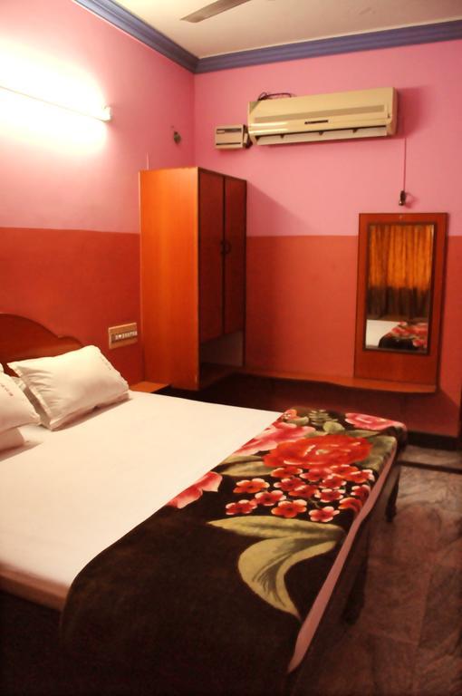 V.K.Residency Hotell Tirupati Exteriör bild